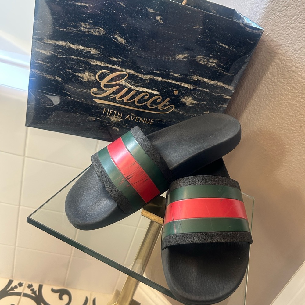 Gucci Black Slide Sandals with Green and Red Web
